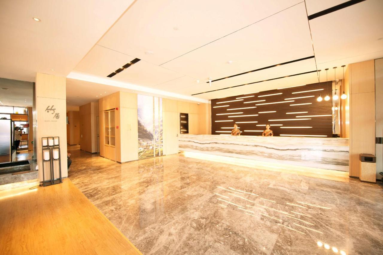 Atour Hotel Yantai South Station Yingchun Street Exteriér fotografie